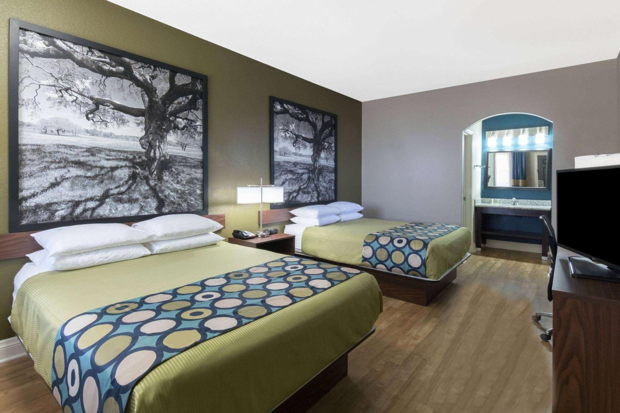 Super 8 By Wyndham San Antonio Near Fort Sam Houston Kültér fotó